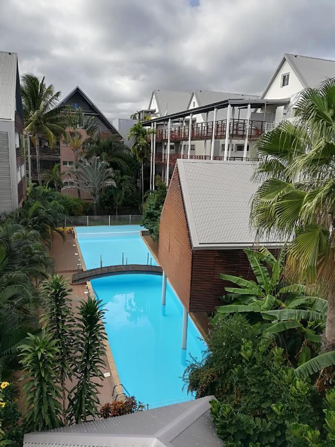 Appartement Meuble De Tourisme แซ็ง-ปีแยร์ ภายนอก รูปภาพ