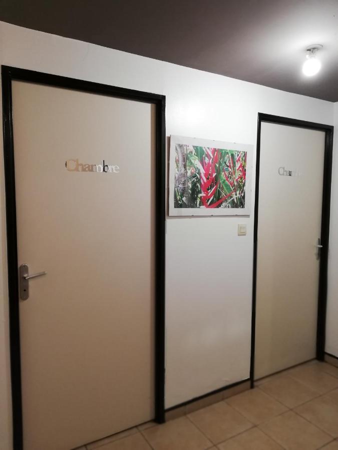 Appartement Meuble De Tourisme แซ็ง-ปีแยร์ ภายนอก รูปภาพ