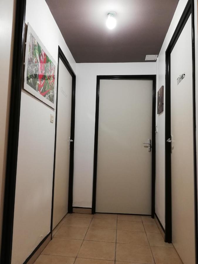 Appartement Meuble De Tourisme แซ็ง-ปีแยร์ ภายนอก รูปภาพ