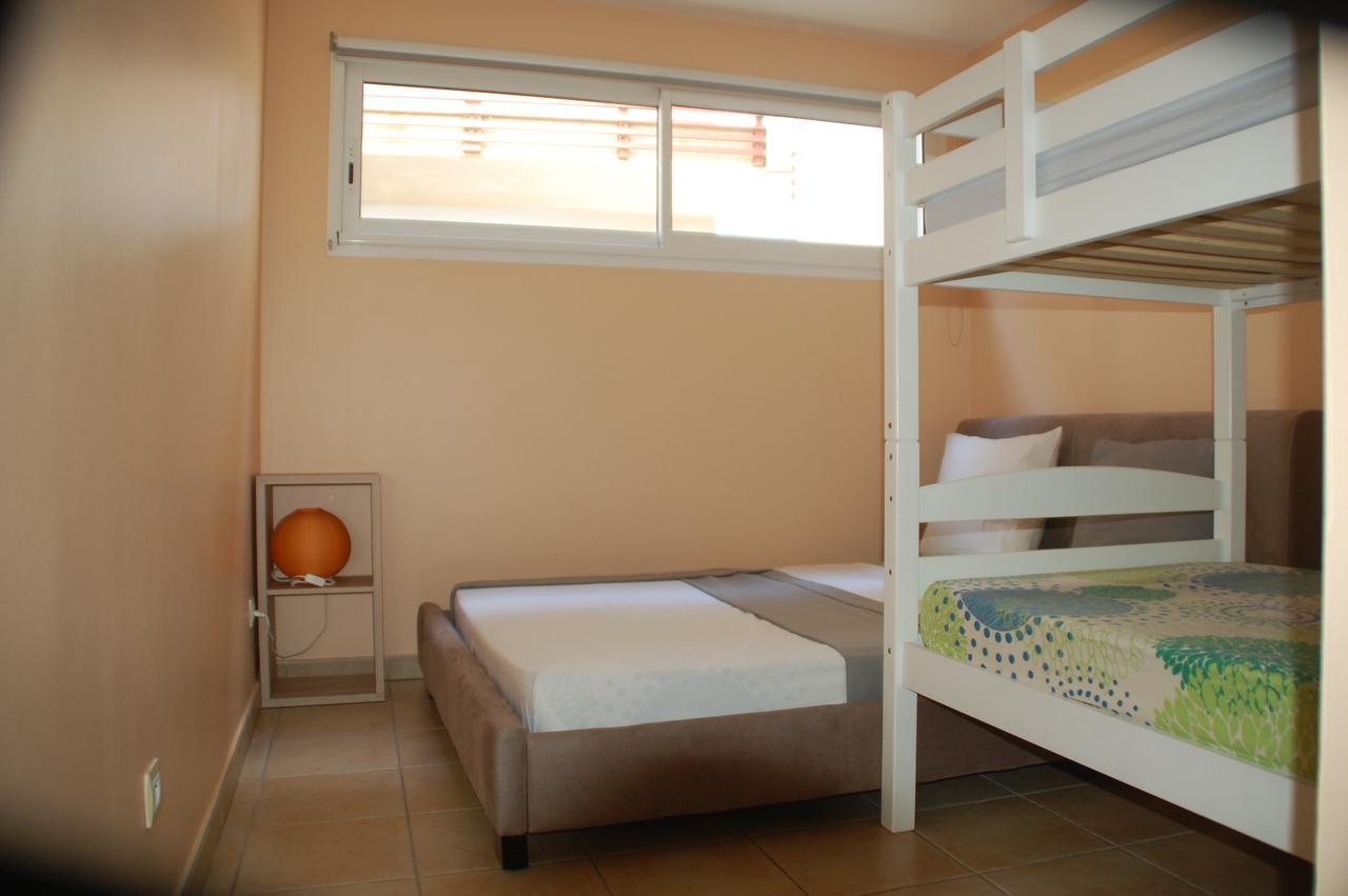 Appartement Meuble De Tourisme แซ็ง-ปีแยร์ ภายนอก รูปภาพ