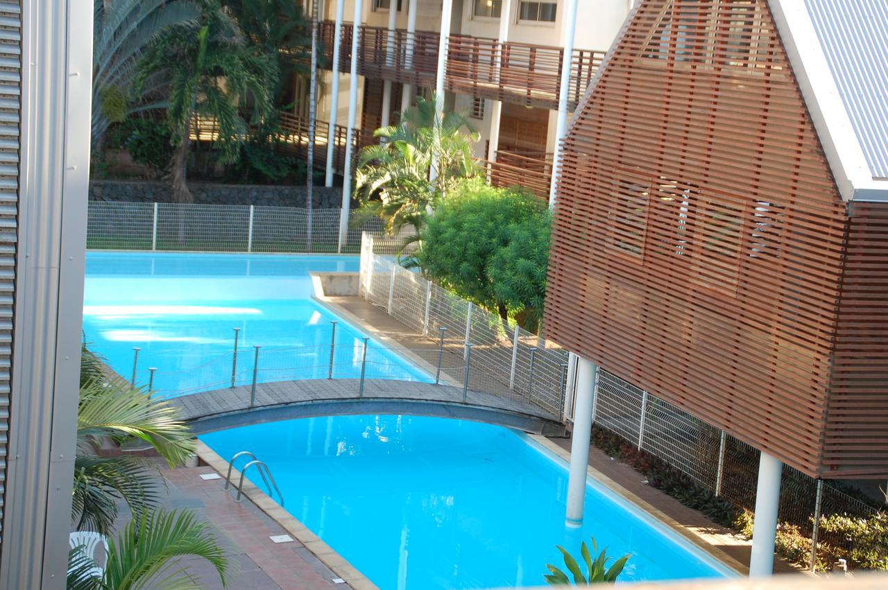 Appartement Meuble De Tourisme แซ็ง-ปีแยร์ ภายนอก รูปภาพ