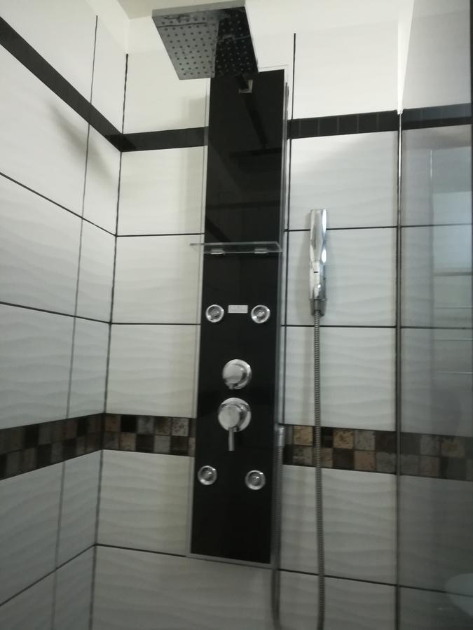Appartement Meuble De Tourisme แซ็ง-ปีแยร์ ภายนอก รูปภาพ